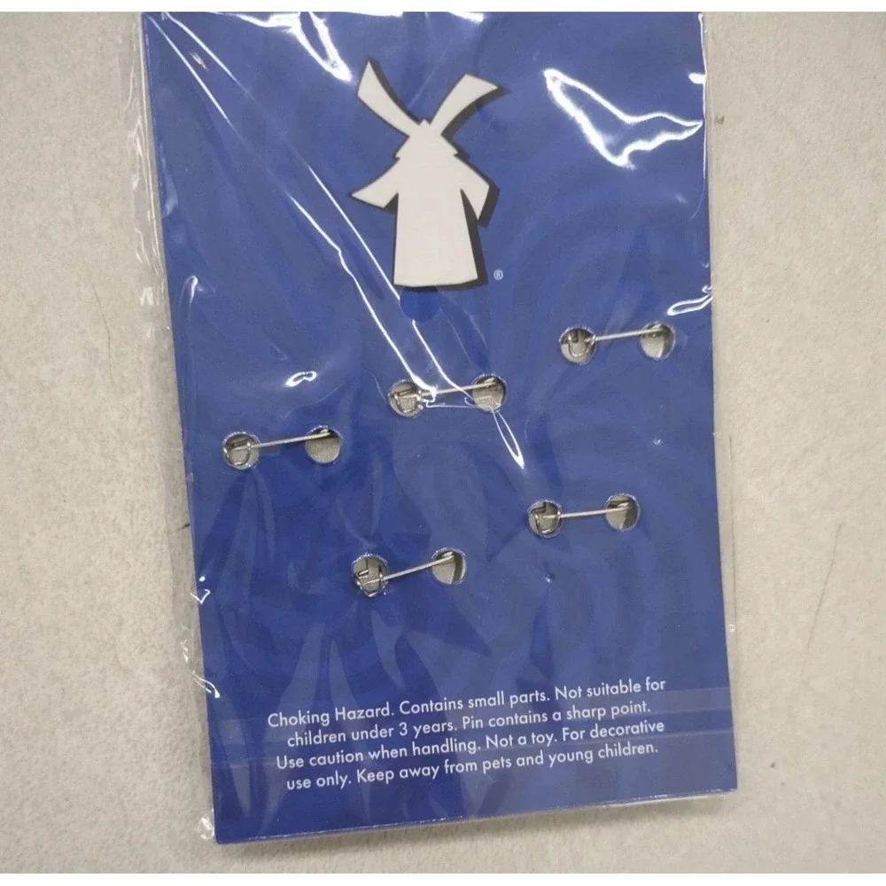 1 set of‎ five Dutch bros Luv share kindness pins buttons Pack 2026 February